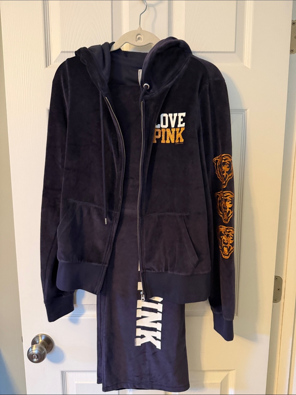 Limited Edition NFL & PINK Chicago Bears velour pants and hoodie set!